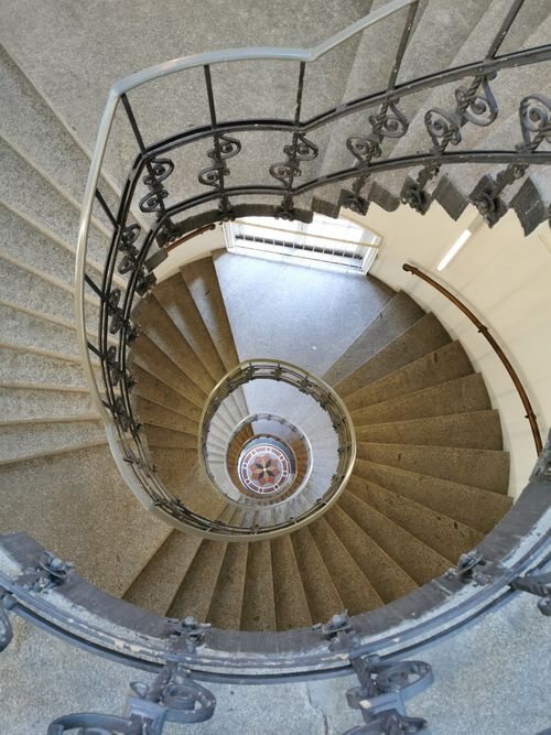 Endless stairs